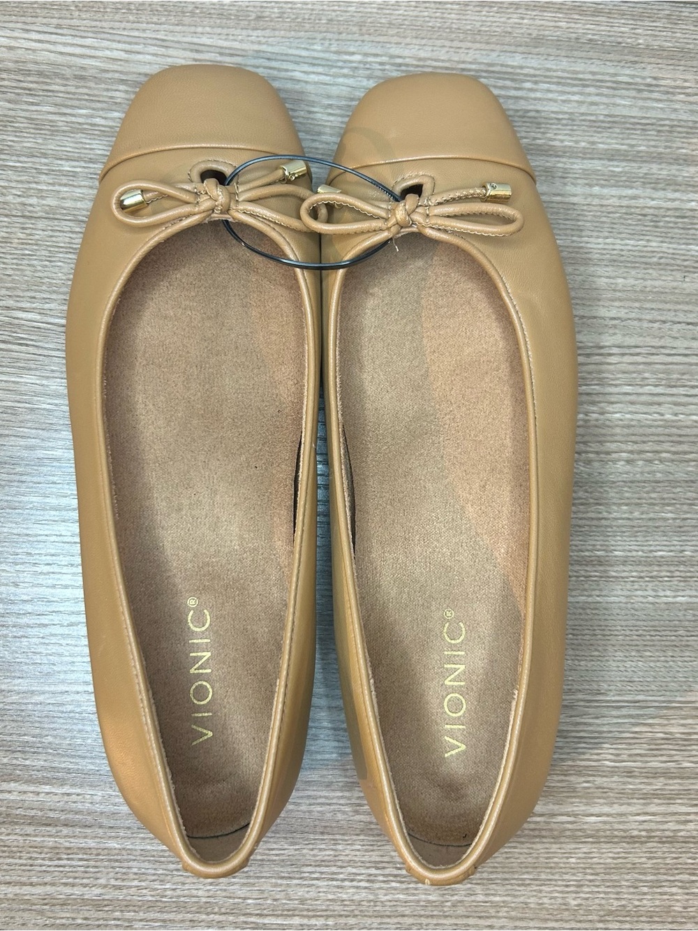 Vionic Klara Tan Ballet Flats with Bow Trim US 9 NEW w/o box